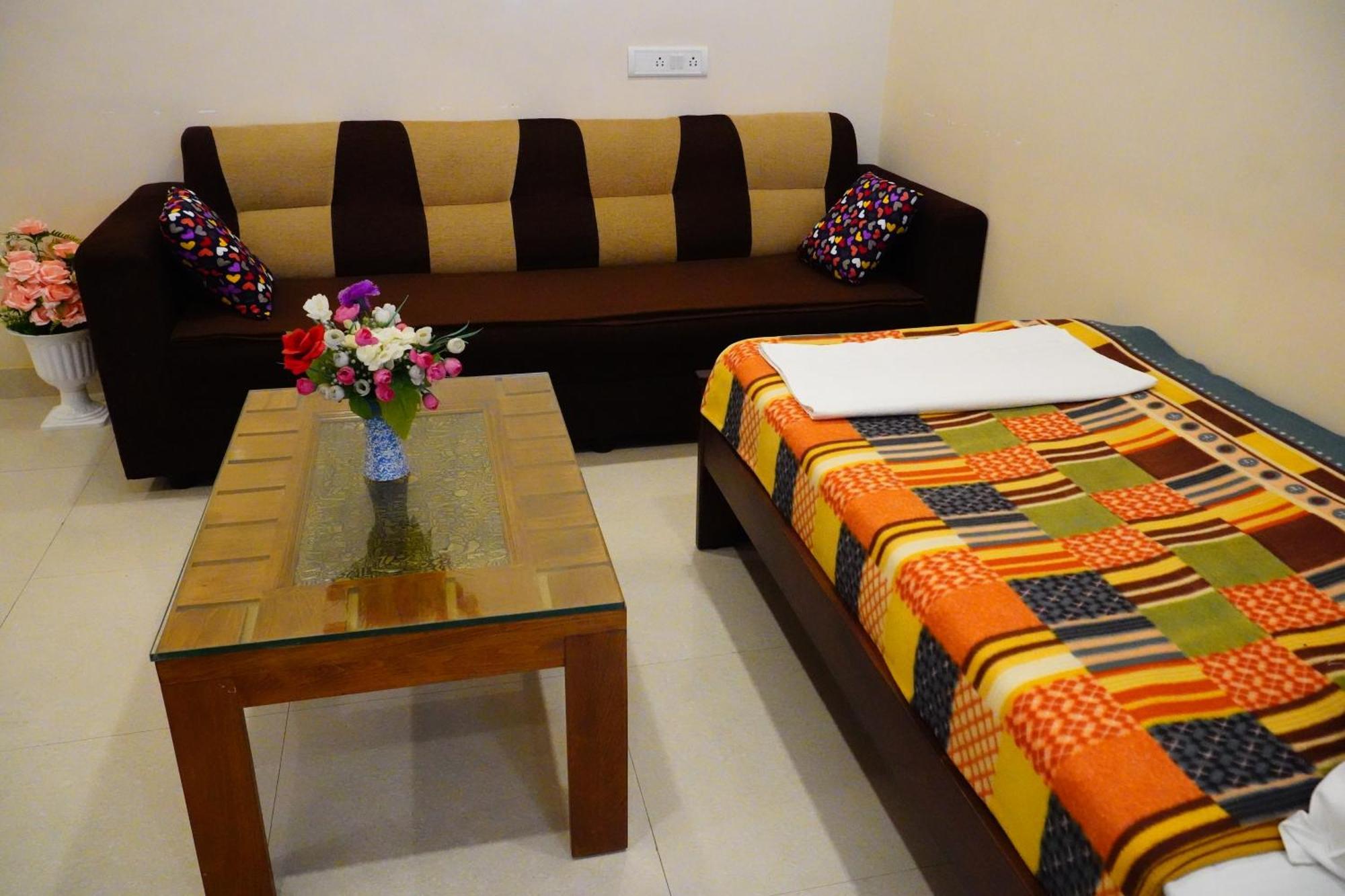 Vinayagam Residency Hotel Arcot Екстериор снимка