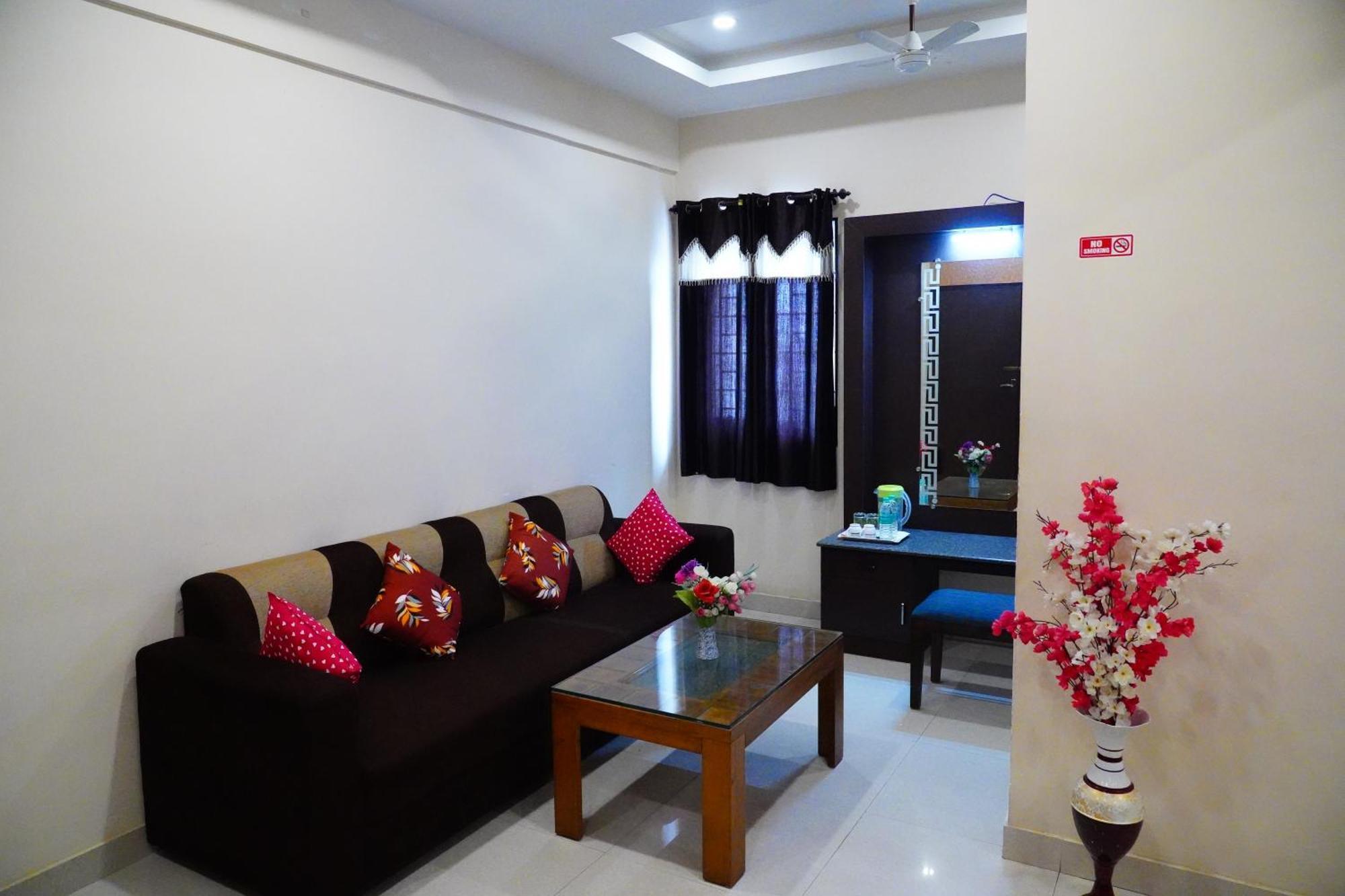 Vinayagam Residency Hotel Arcot Екстериор снимка