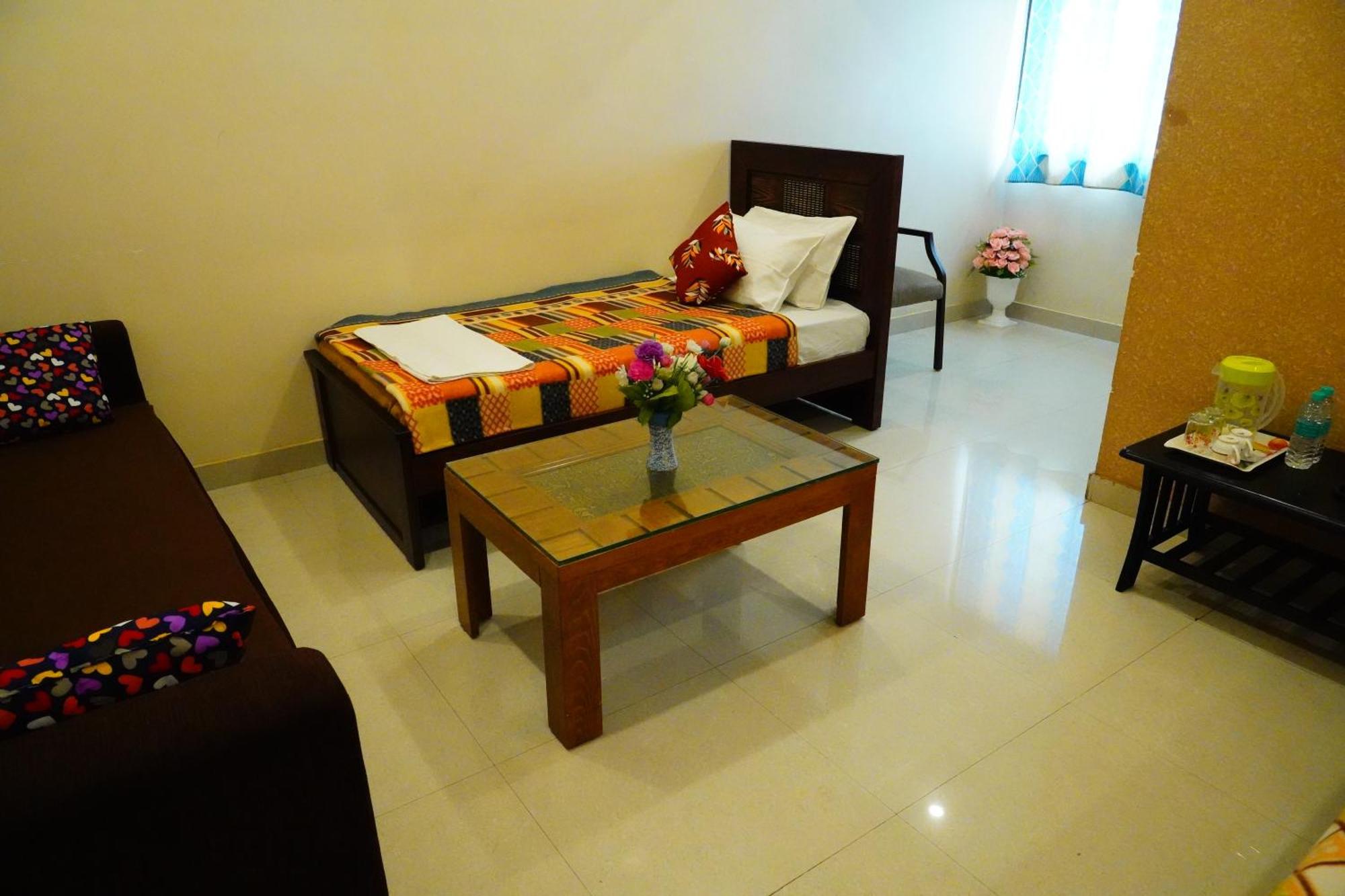 Vinayagam Residency Hotel Arcot Екстериор снимка