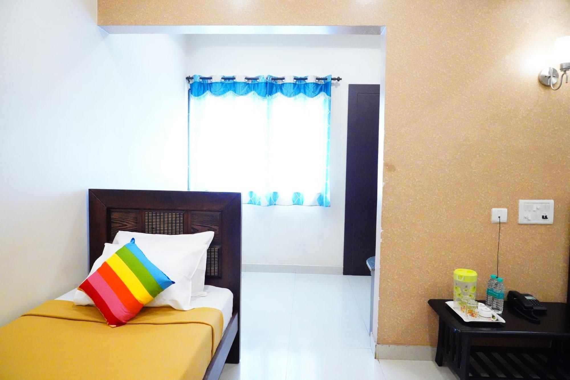 Vinayagam Residency Hotel Arcot Екстериор снимка
